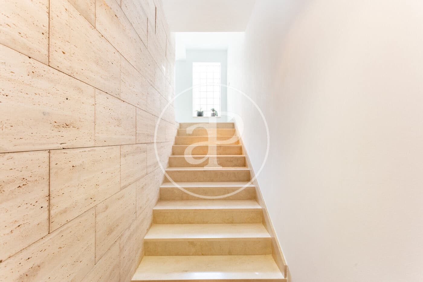 5 bedroom Villa for rent in Pucol with pool - € 5,500 (Ref: 9440609)