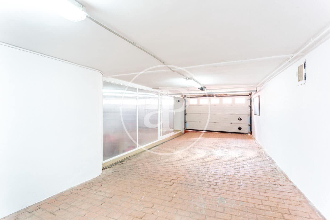 5 bedroom Villa for rent in Pucol with pool - € 5,500 (Ref: 9440609)