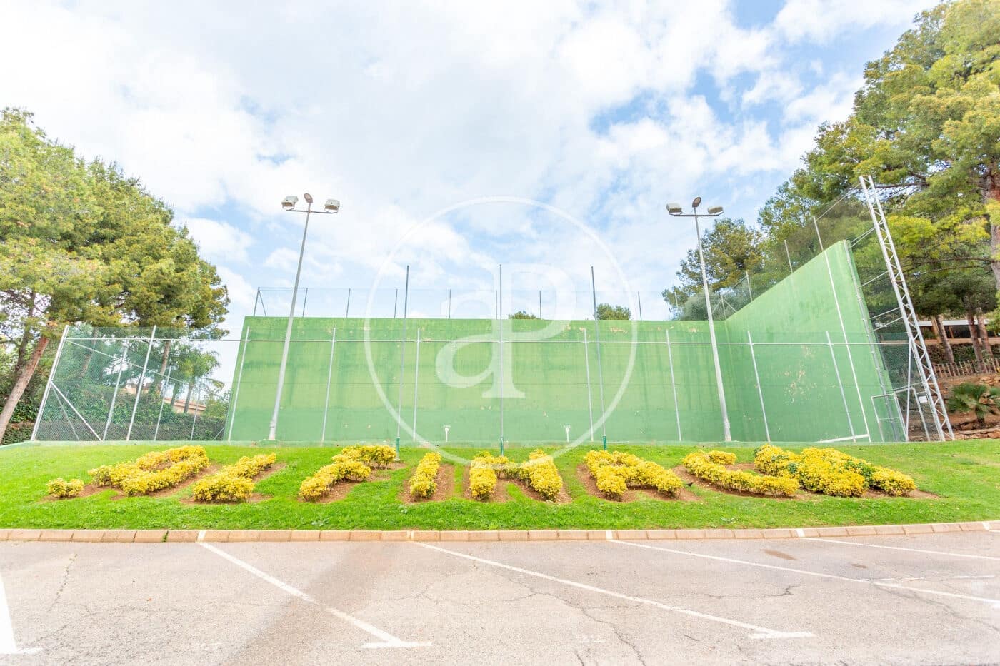 5 bedroom Villa for rent in Pucol with pool - € 5,500 (Ref: 9440609)