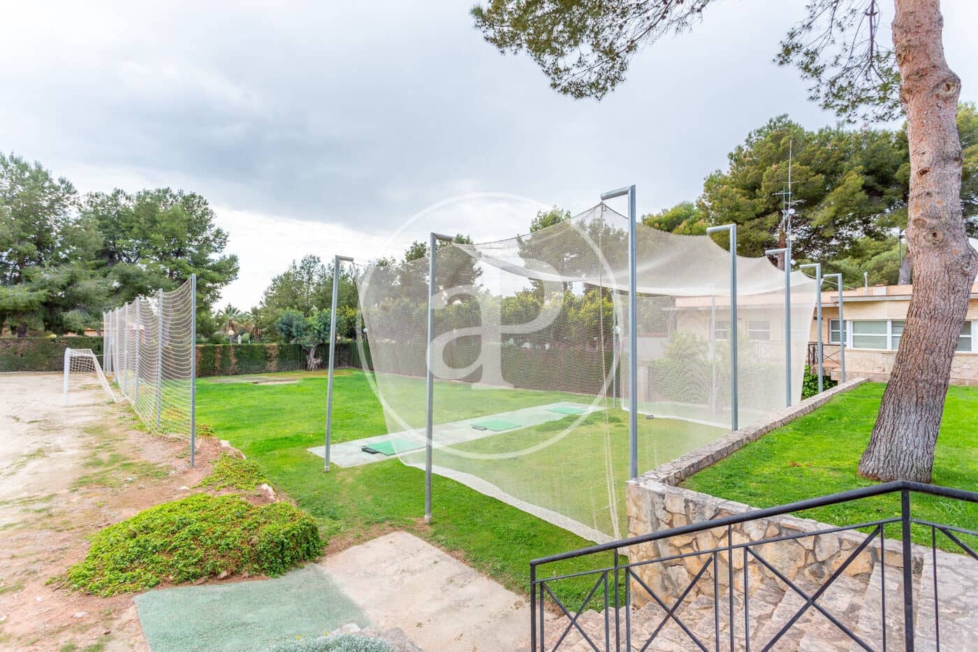 5 bedroom Villa for rent in Pucol with pool - € 5,500 (Ref: 9440609)