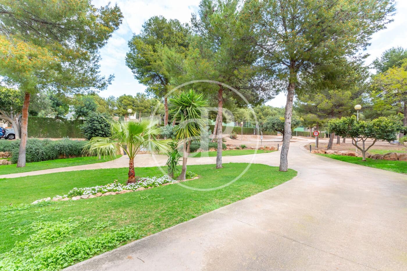 5 bedroom Villa for rent in Pucol with pool - € 5,500 (Ref: 9440609)