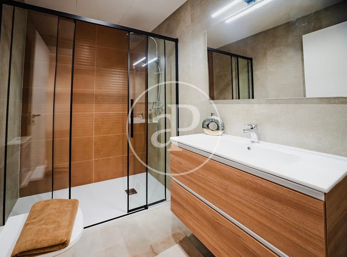 3 soveværelse Lejlighed til salg i Valencia by med swimmingpool - € 655.000 (Ref: 9440610)