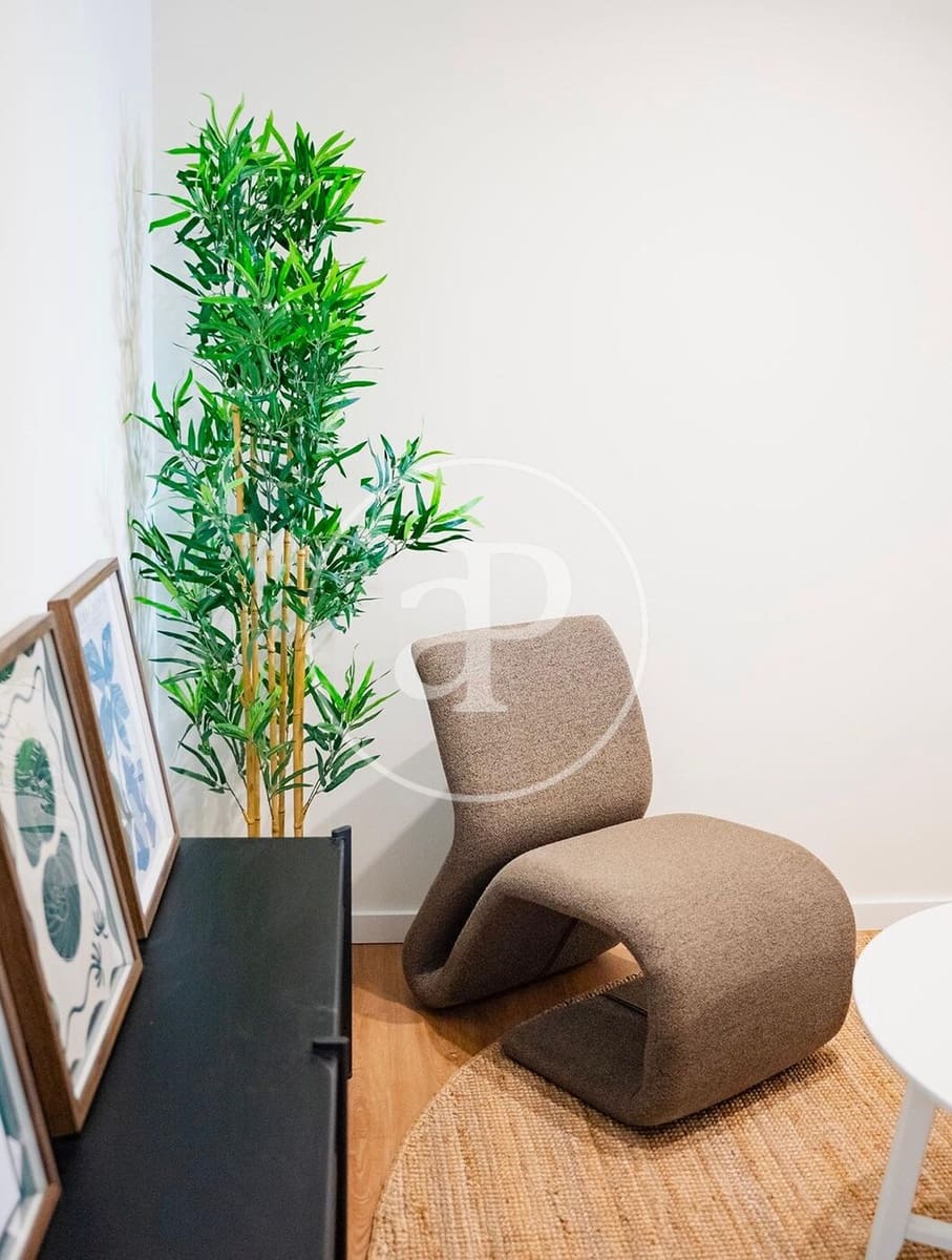 5 soveværelse Lejlighed til salg i Valencia by - € 377.000 (Ref: 9440611)