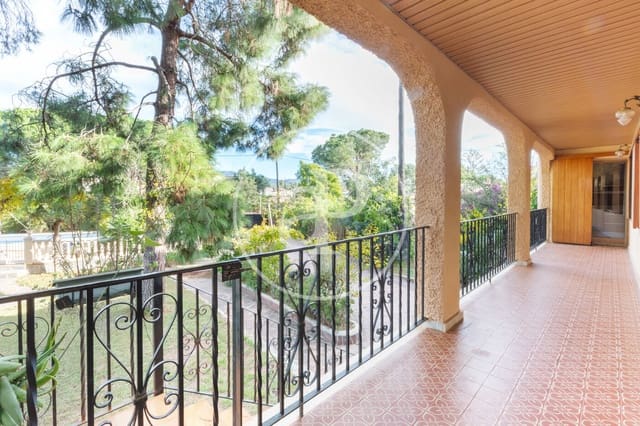 7 soveværelse Villa til salg i Serra med swimmingpool - € 449.000 (Ref: 9440612)