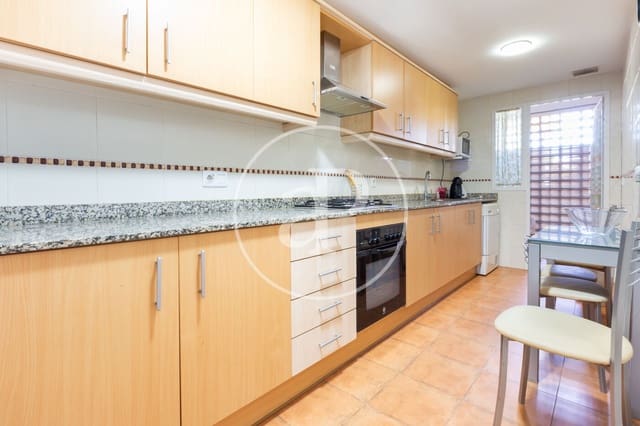 3 bedroom Apartment for rent in Paiporta - € 1,100 (Ref: 9440613)