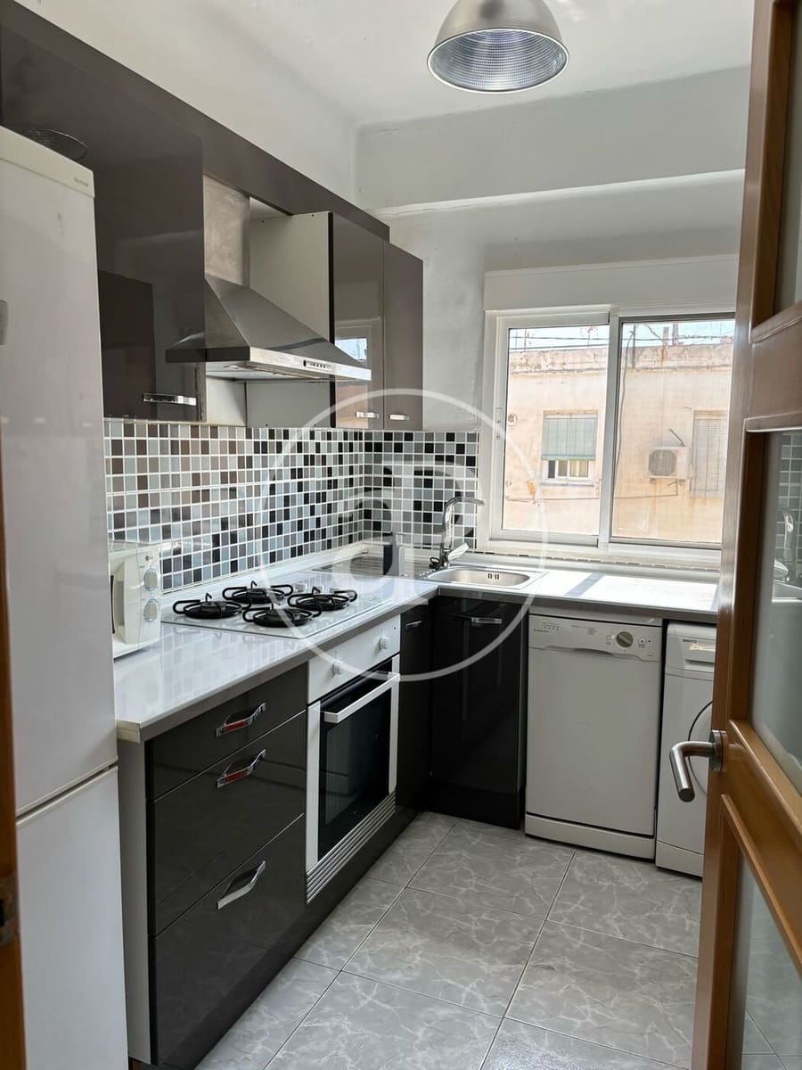 3 bedroom Apartment for rent in Valencia city - € 1,190 (Ref: 9446445)