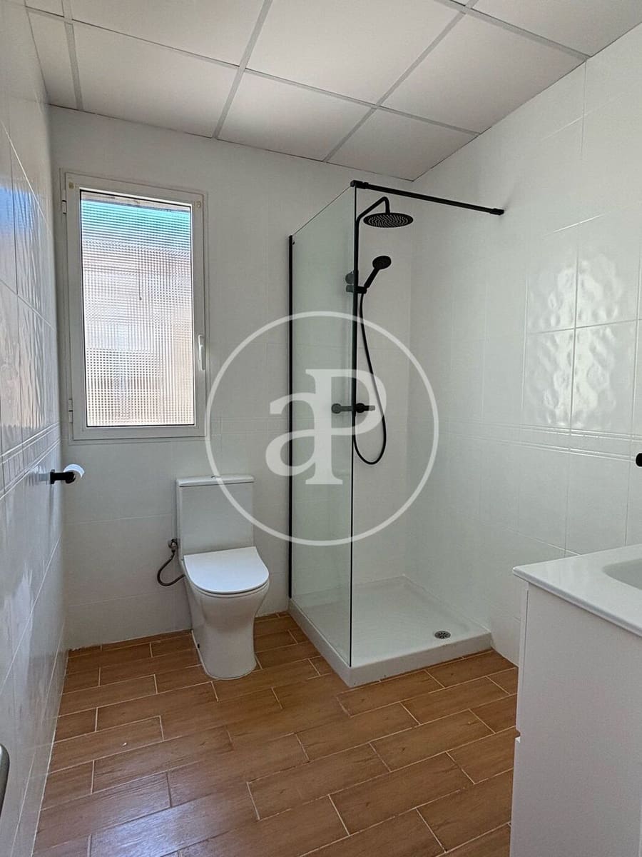 3 bedroom Apartment for rent in Valencia city - € 1,190 (Ref: 9446445)