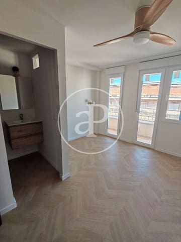 4 camera da letto Attico da affittare in Cabanyal-Canyamelar, Valencia città - 1.900 € (Rif: 9446447)