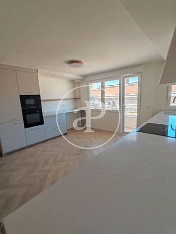 4 camera da letto Attico da affittare in Cabanyal-Canyamelar, Valencia città - 1.900 € (Rif: 9446447)