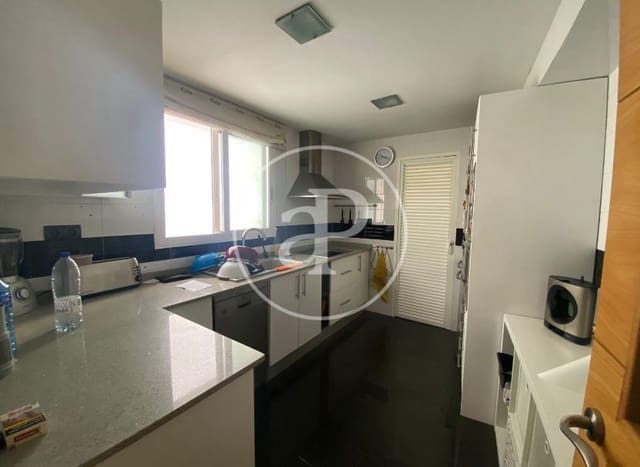 4 sypialnia Apartament na sprzedaż w Centro Ciudad, Paterna - 235 000 € (Ref: 9449386)