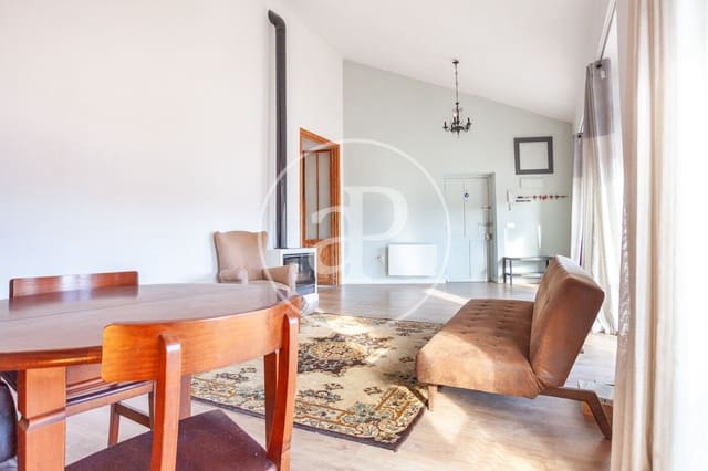 2 makuuhuone Kattohuoneisto vuokrattavana paikassa El Botanic, Valencia kaupunki - 1 650 € (Ref: 9449387)