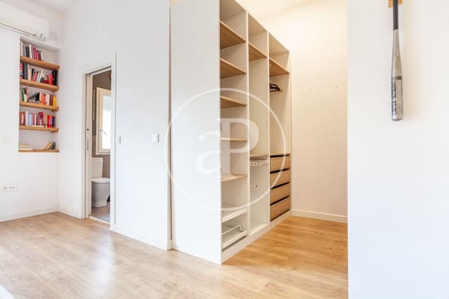 2 makuuhuone Kattohuoneisto vuokrattavana paikassa El Botanic, Valencia kaupunki - 1 650 € (Ref: 9449387)