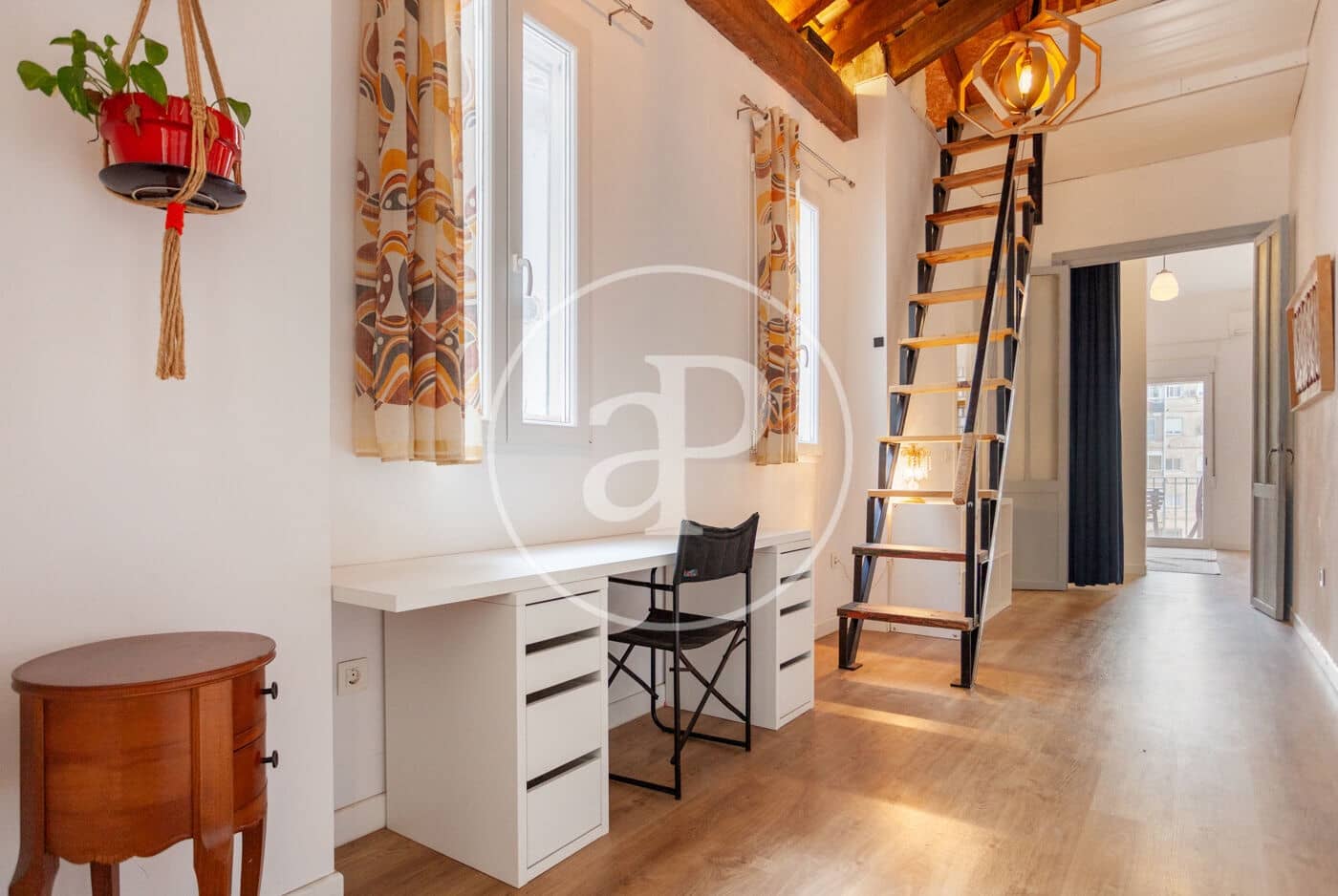 2 soveværelse Penthouse til leje i Valencia by - € 1.650 (Ref: 9449387)