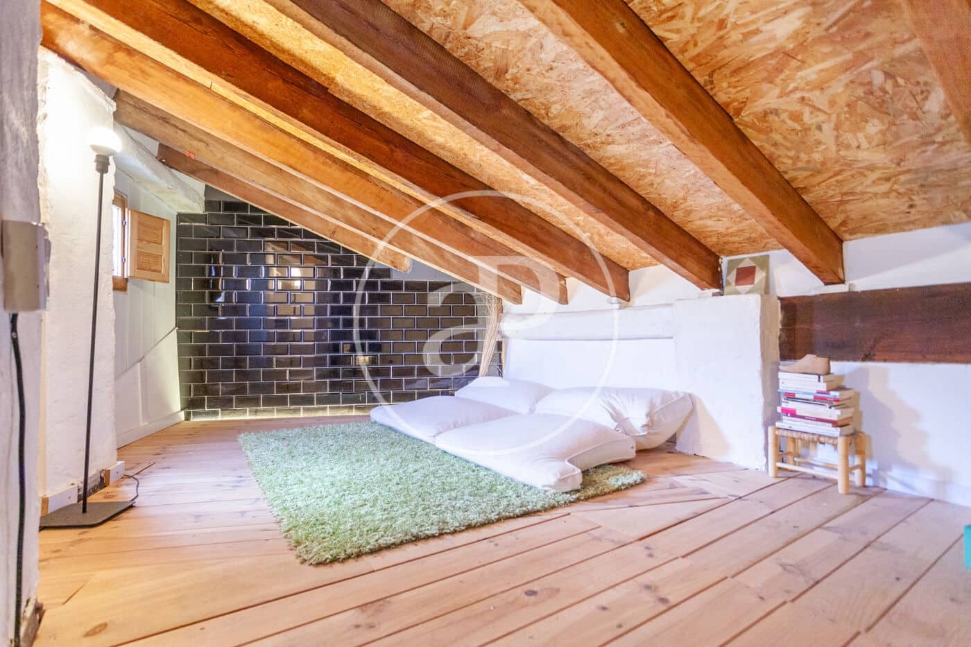 2 soveværelse Penthouse til leje i Valencia by - € 1.650 (Ref: 9449387)