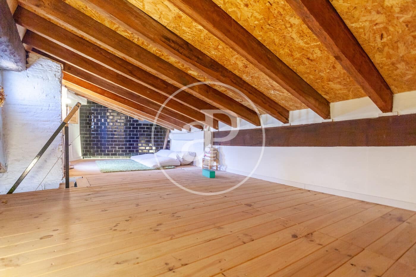 2 soveværelse Penthouse til leje i Valencia by - € 1.650 (Ref: 9449387)