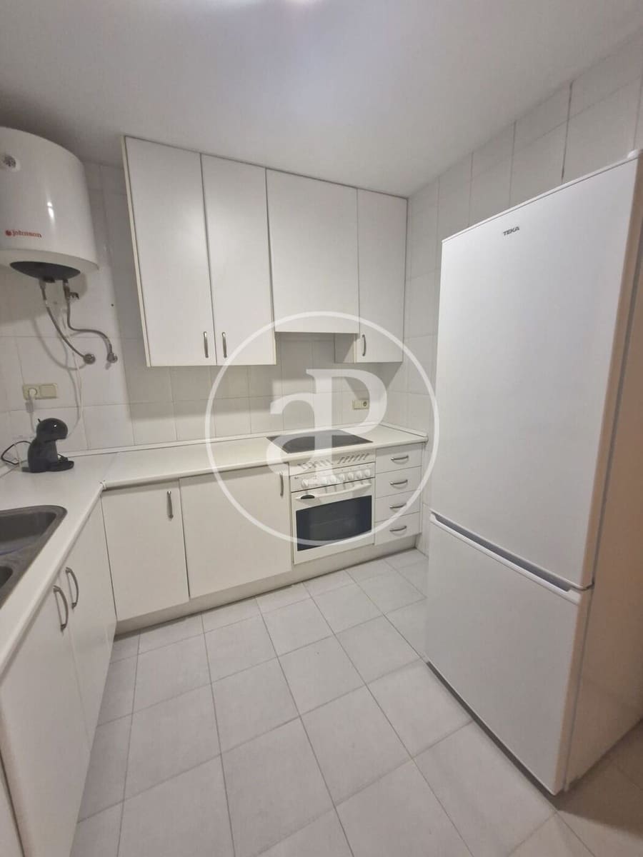 1 makuuhuone Huoneisto vuokrattavana paikassa Valencia kaupunki - 1 500 € (Ref: 9449388)