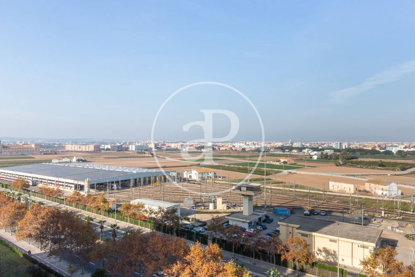 Appartement de 3 chambres à louer à Valence ville avec piscine - 2 000 € (Ref: 9451099)