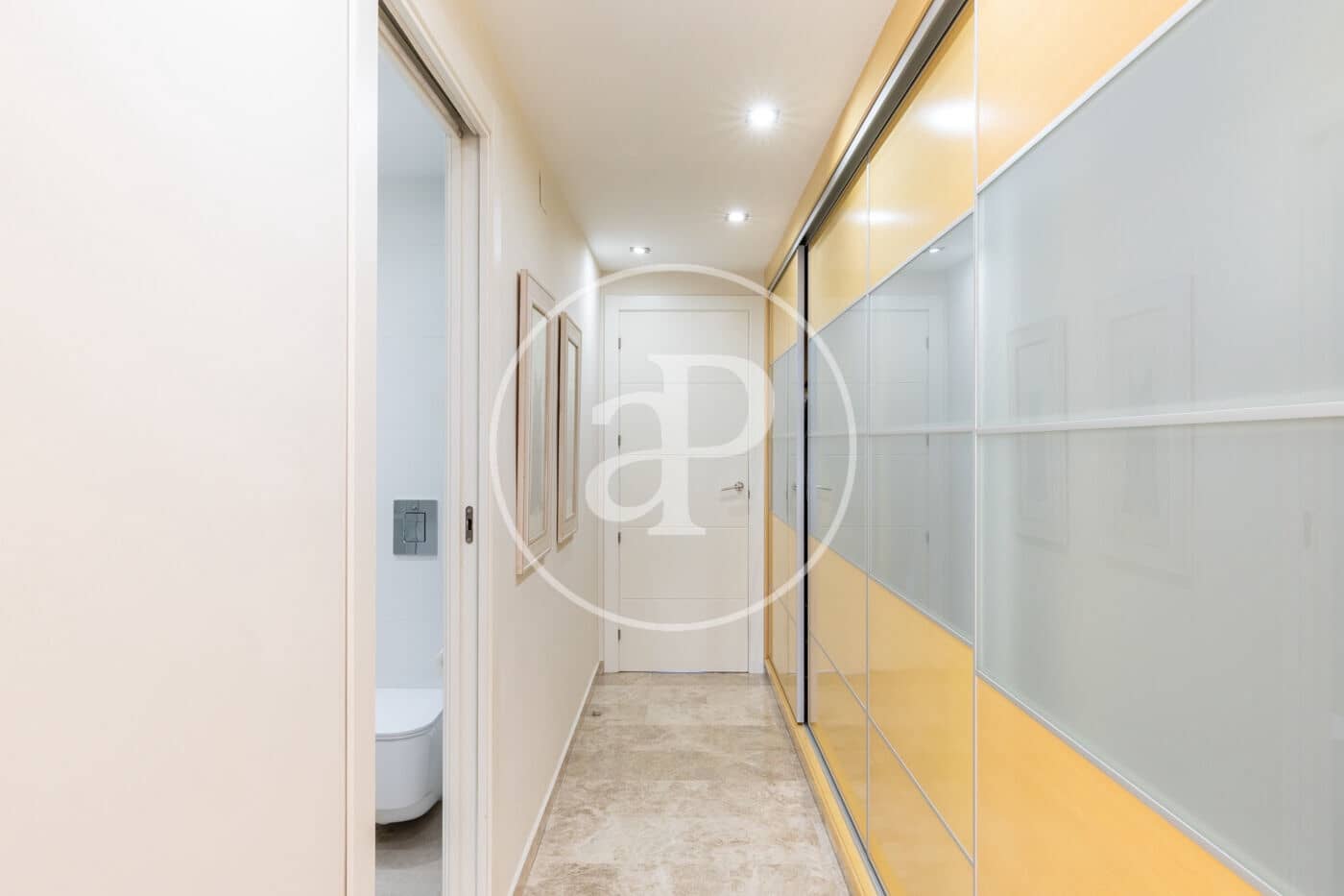 4 slaapkamer Appartement te koop in Valencia stad met zwembad - € 1.300.000 (Ref: 9451100)