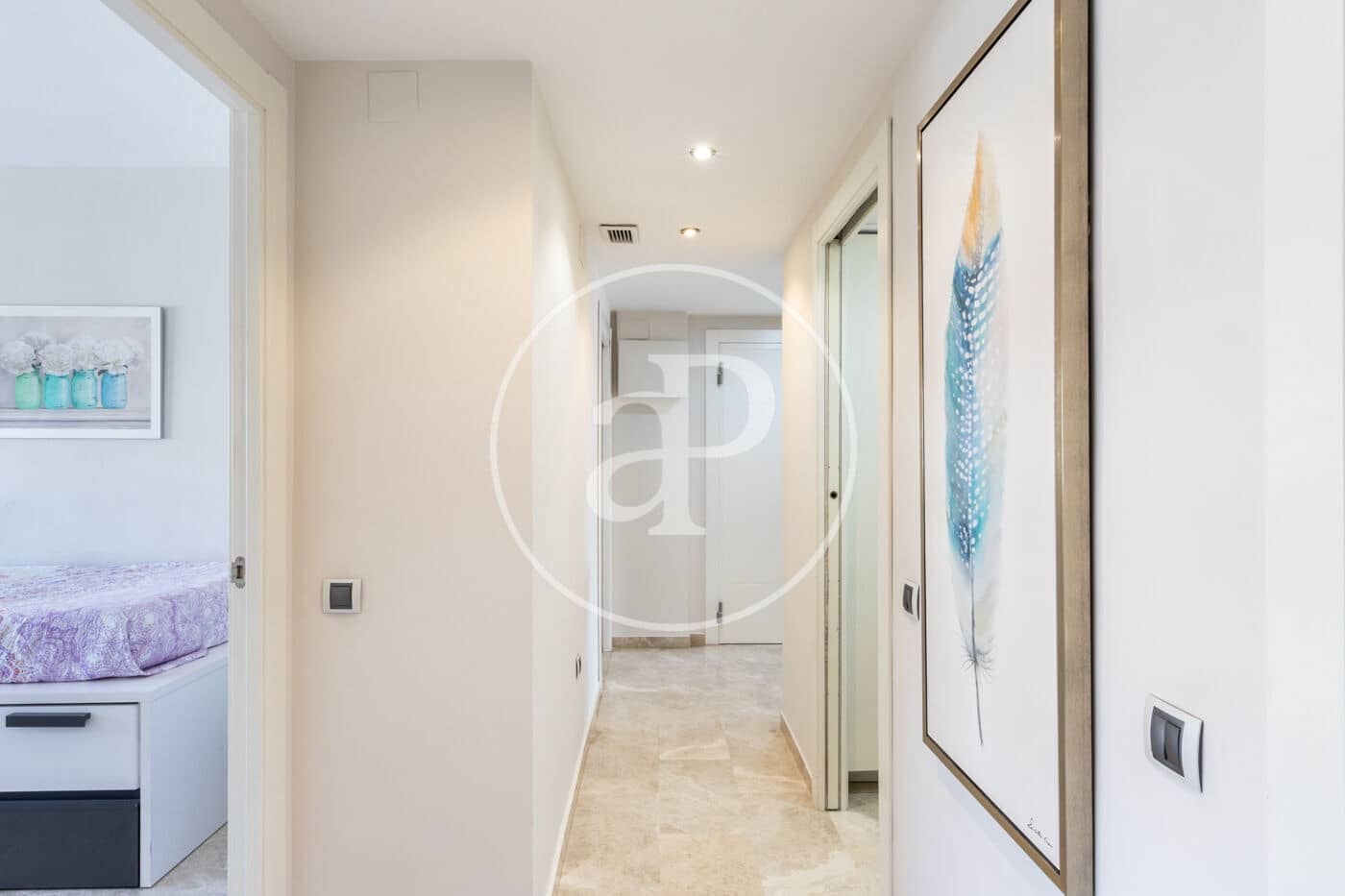 4 slaapkamer Appartement te koop in Valencia stad met zwembad - € 1.300.000 (Ref: 9451100)