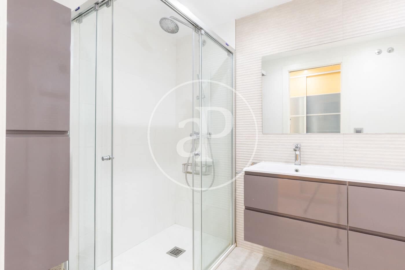 4 slaapkamer Appartement te koop in Valencia stad met zwembad - € 1.300.000 (Ref: 9451100)