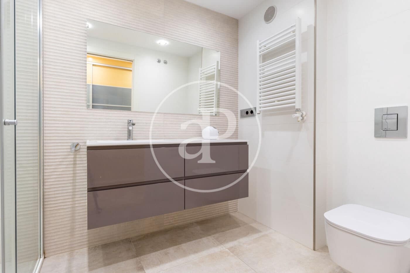 4 slaapkamer Appartement te koop in Valencia stad met zwembad - € 1.300.000 (Ref: 9451100)