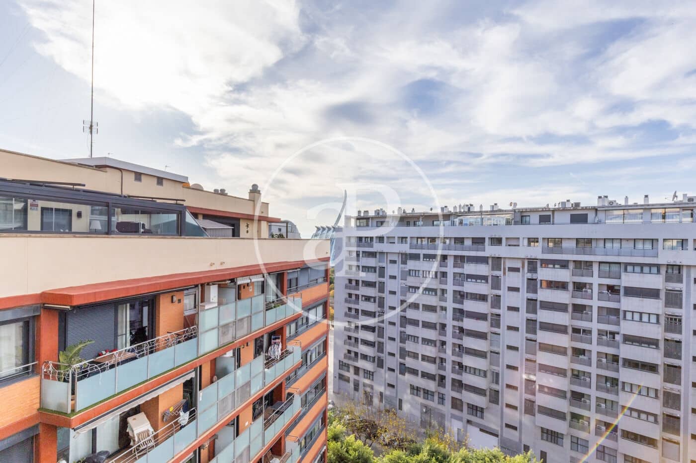 4 slaapkamer Appartement te koop in Valencia stad met zwembad - € 1.300.000 (Ref: 9451100)