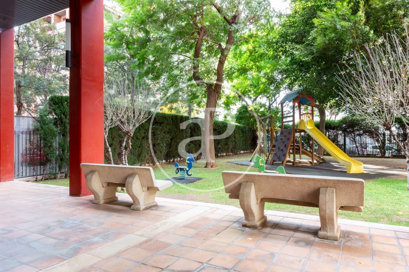 4 slaapkamer Appartement te koop in Valencia stad met zwembad - € 1.300.000 (Ref: 9451100)