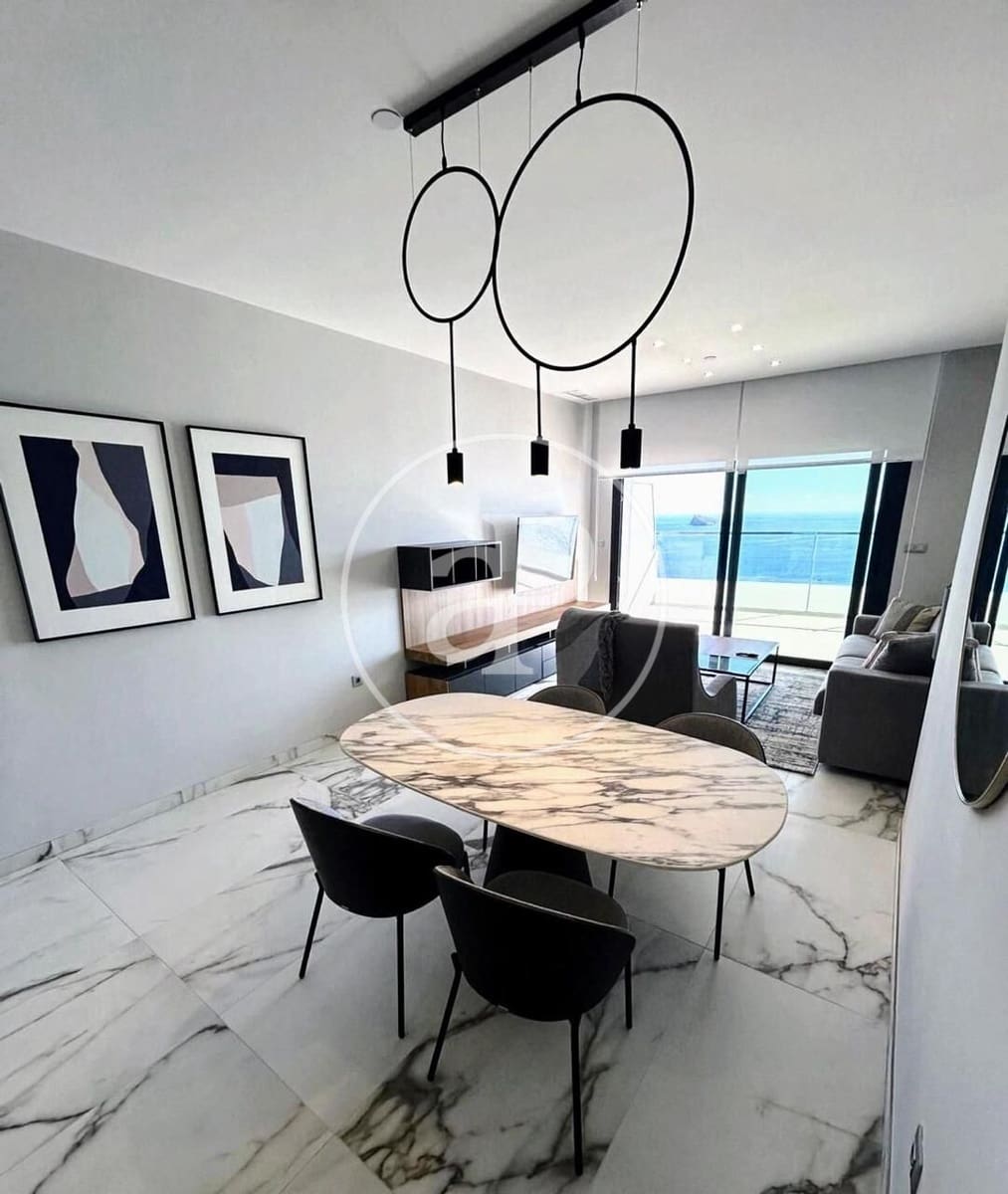 2 soverom Leilighet til salgs i Benidorm med svømmebasseng - € 795 000 (Ref: 9451101)