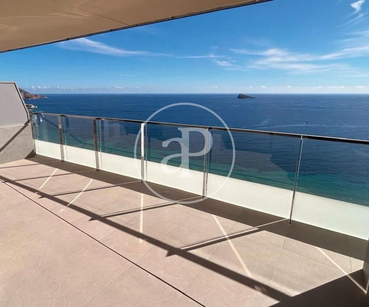 2 soverom Leilighet til salgs i Benidorm med svømmebasseng - € 795 000 (Ref: 9451101)