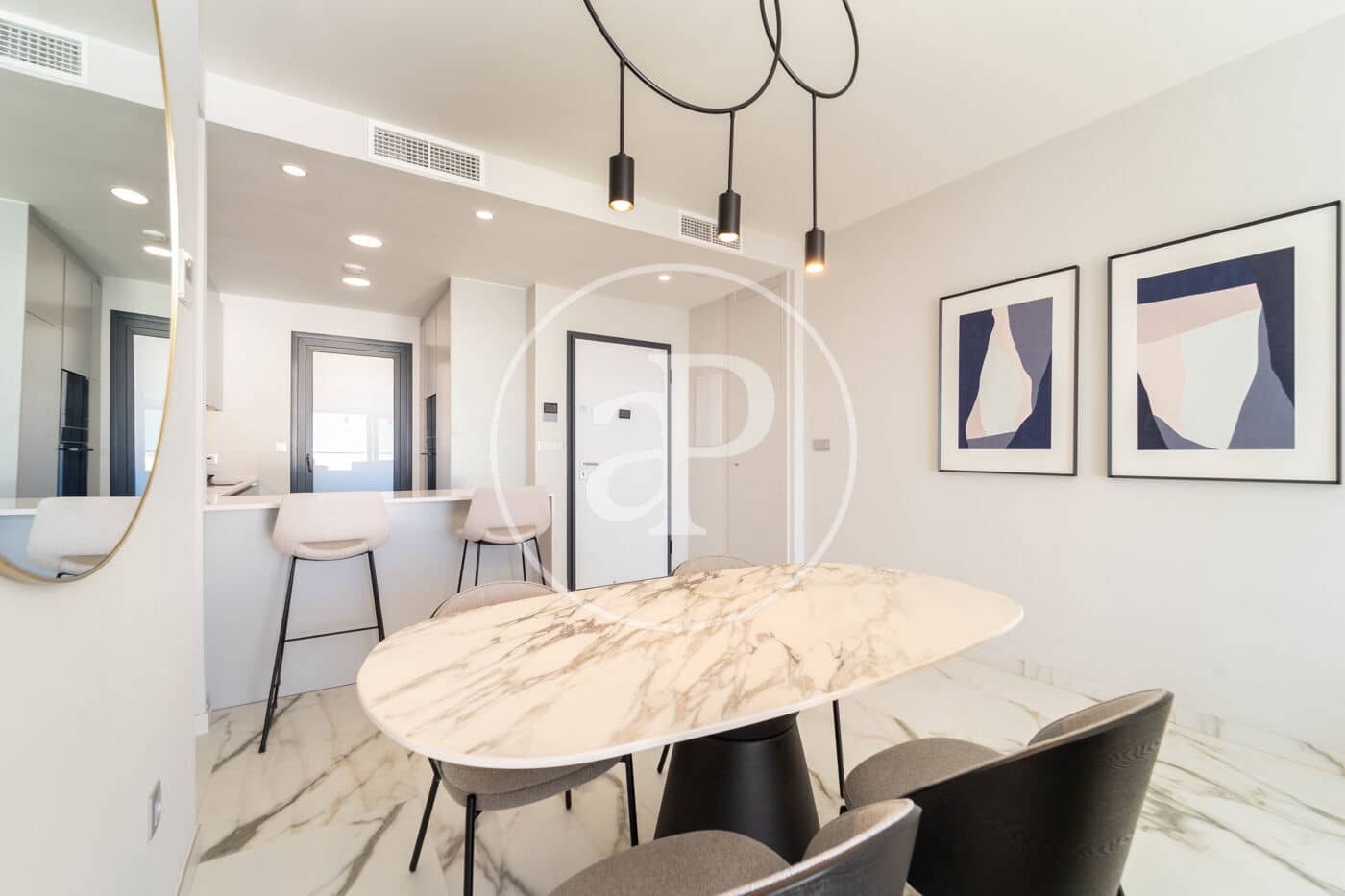 2 soveværelse Lejlighed til salg i Benidorm med swimmingpool - € 795.000 (Ref: 9451101)