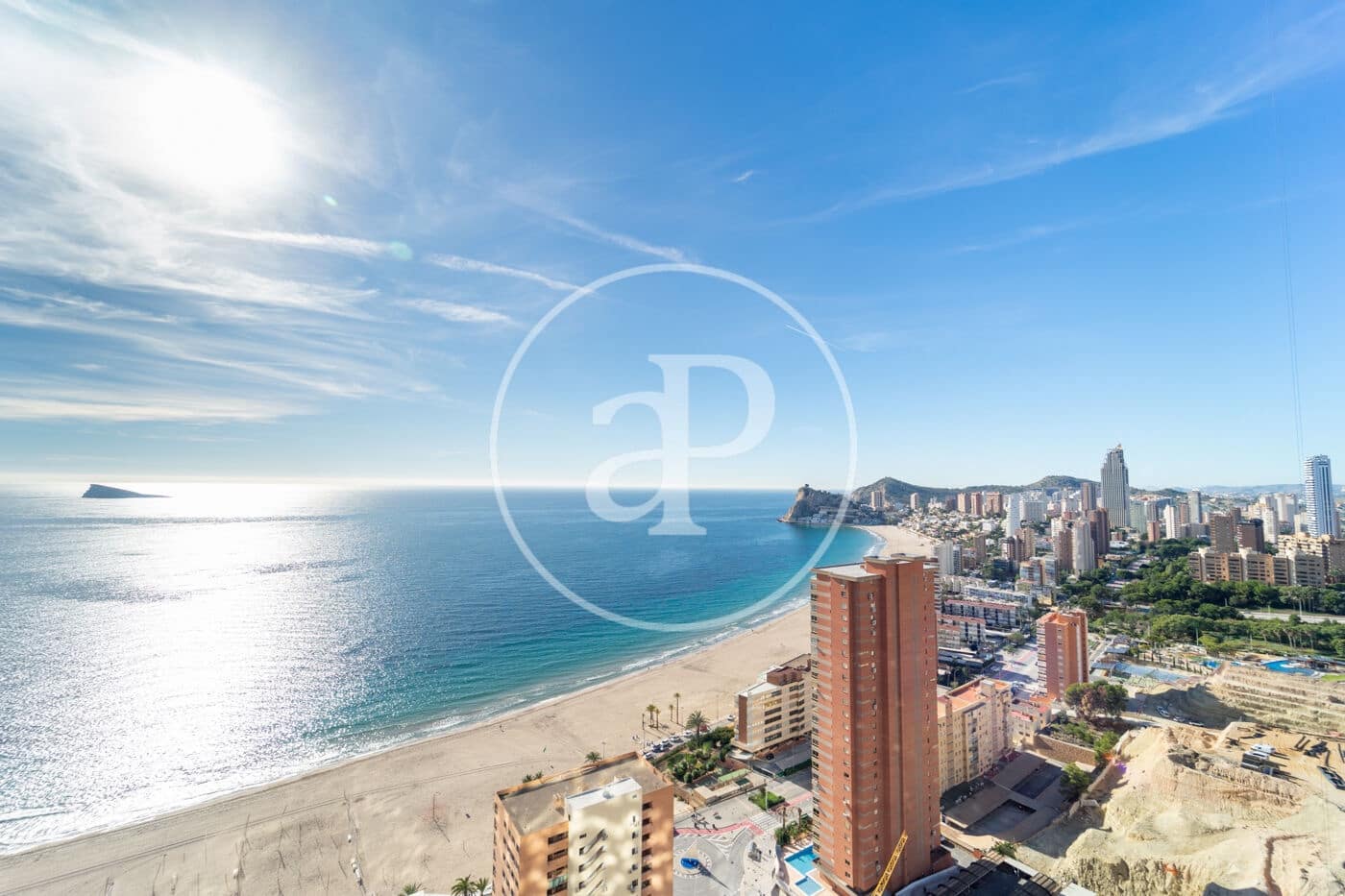 2 soveværelse Lejlighed til salg i Benidorm med swimmingpool - € 795.000 (Ref: 9451101)