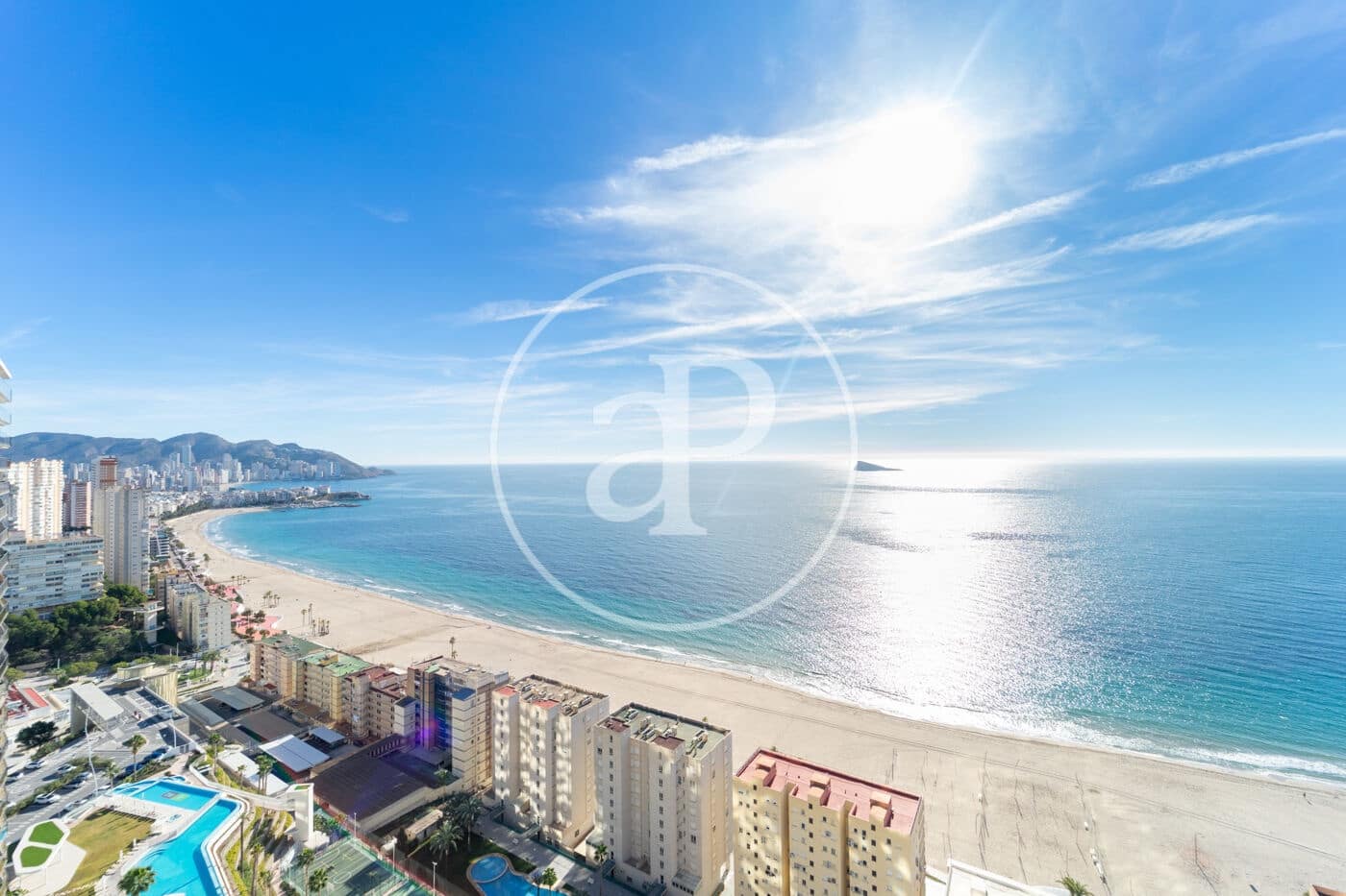 2 soveværelse Lejlighed til salg i Benidorm med swimmingpool - € 795.000 (Ref: 9451101)