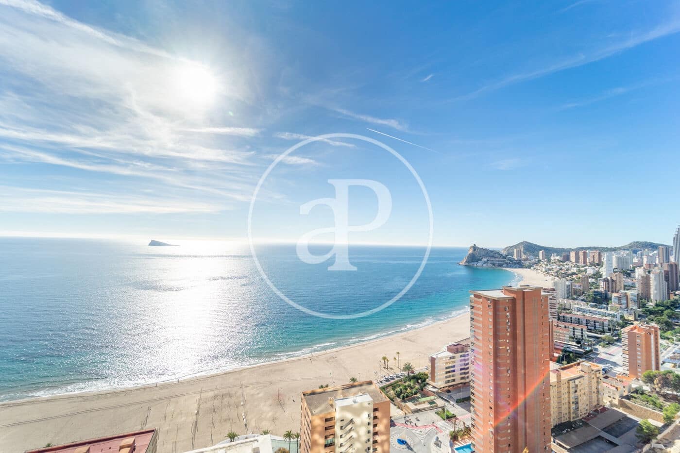 2 soveværelse Lejlighed til salg i Benidorm med swimmingpool - € 795.000 (Ref: 9451101)