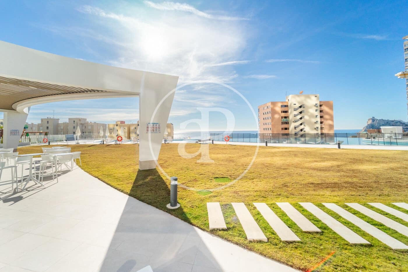 2 soveværelse Lejlighed til salg i Benidorm med swimmingpool - € 795.000 (Ref: 9451101)