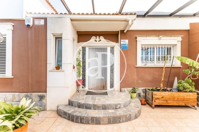 4 makuuhuone Huvila myytävänä paikassa Carlet - 600 000 € (Ref: 9452224)