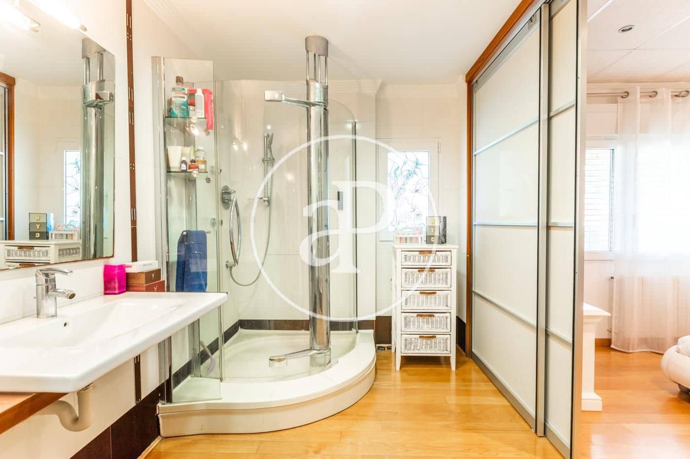 4 makuuhuone Huvila myytävänä paikassa Carlet - 600 000 € (Ref: 9452224)