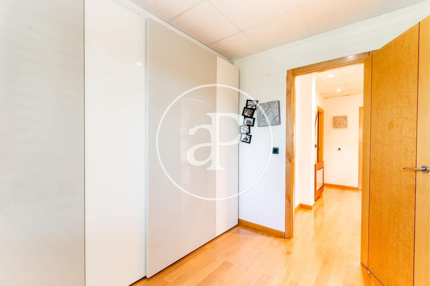 4 makuuhuone Huvila myytävänä paikassa Carlet - 600 000 € (Ref: 9452224)