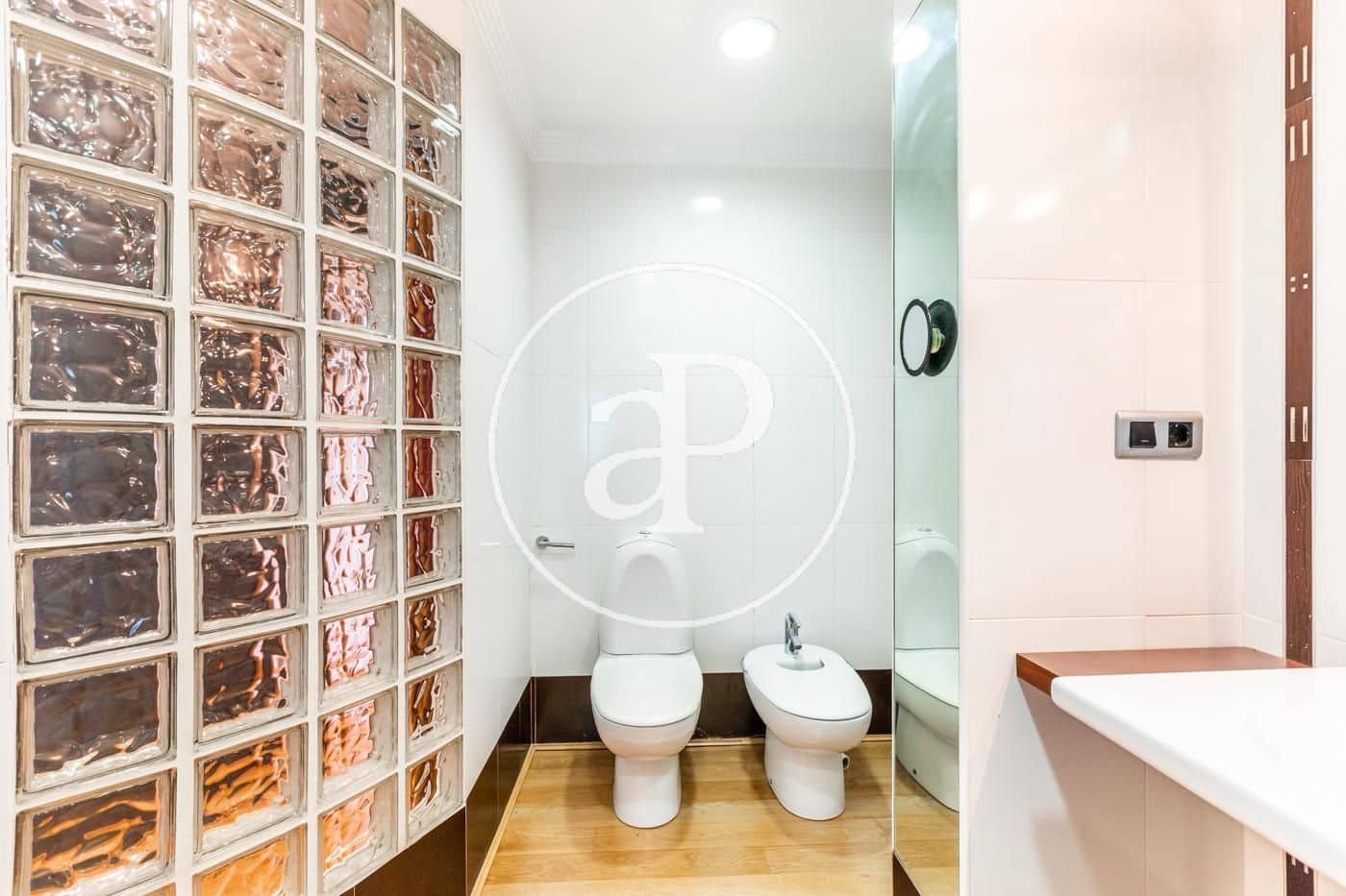 4 makuuhuone Huvila myytävänä paikassa Carlet - 600 000 € (Ref: 9452224)