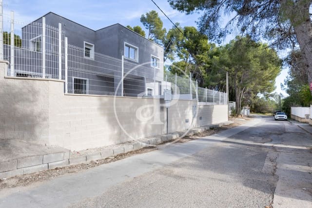 3 chambre Villa/Maison à vendre à Chiva - 240 000 € (Ref: 9456354)