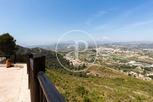 Chalet de 3 habitaciones en Chiva en venta - 240.000 € (Ref: 9456354)