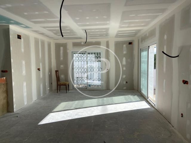 3 chambre Villa/Maison à vendre à Chiva - 290 000 € (Ref: 9456354)