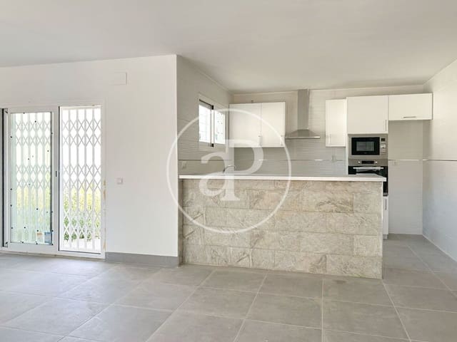 3 soverom Villa til salgs i Chiva - € 290 000 (Ref: 9456354)