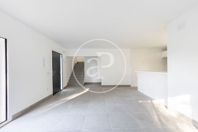 3 sovrum Villa till salu i Chiva - 290 000 € (Ref: 9456354)
