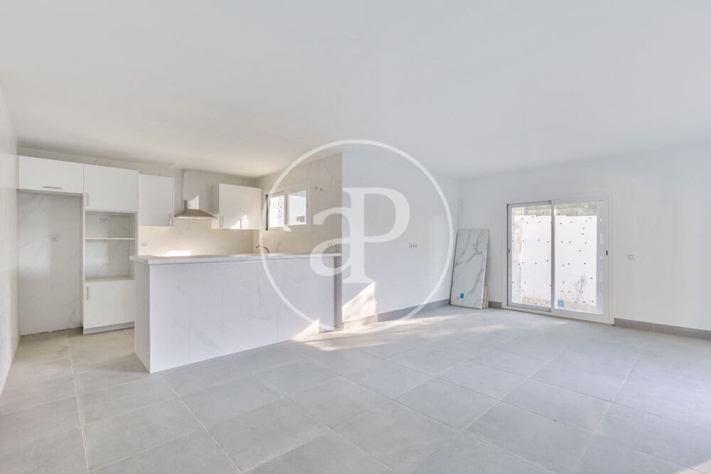 3 soverom Villa til salgs i Chiva - € 290 000 (Ref: 9456354)