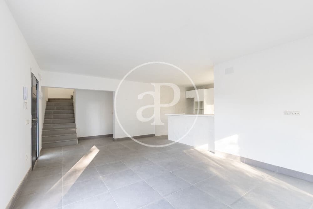 3 soverom Villa til salgs i Chiva - € 290 000 (Ref: 9456354)