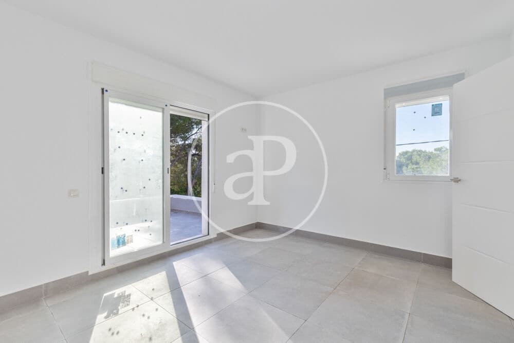 3 soverom Villa til salgs i Chiva - € 290 000 (Ref: 9456354)