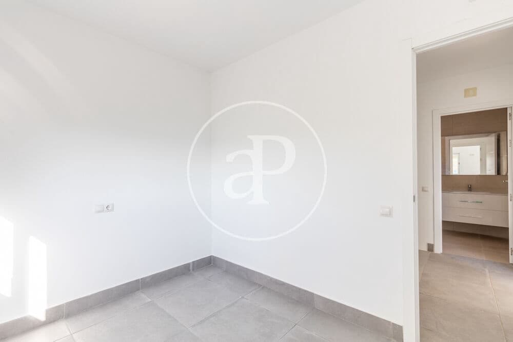 3 soverom Villa til salgs i Chiva - € 290 000 (Ref: 9456354)