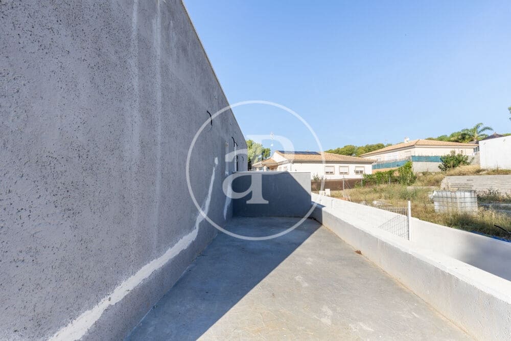 3 soverom Villa til salgs i Chiva - € 290 000 (Ref: 9456354)