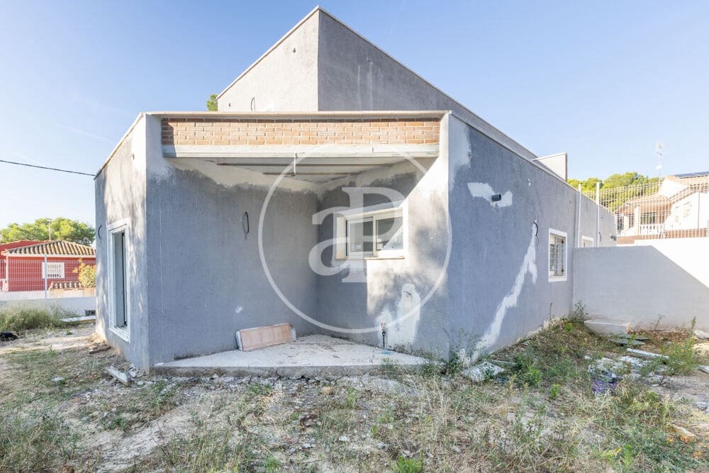 3 soverom Villa til salgs i Chiva - € 290 000 (Ref: 9456354)