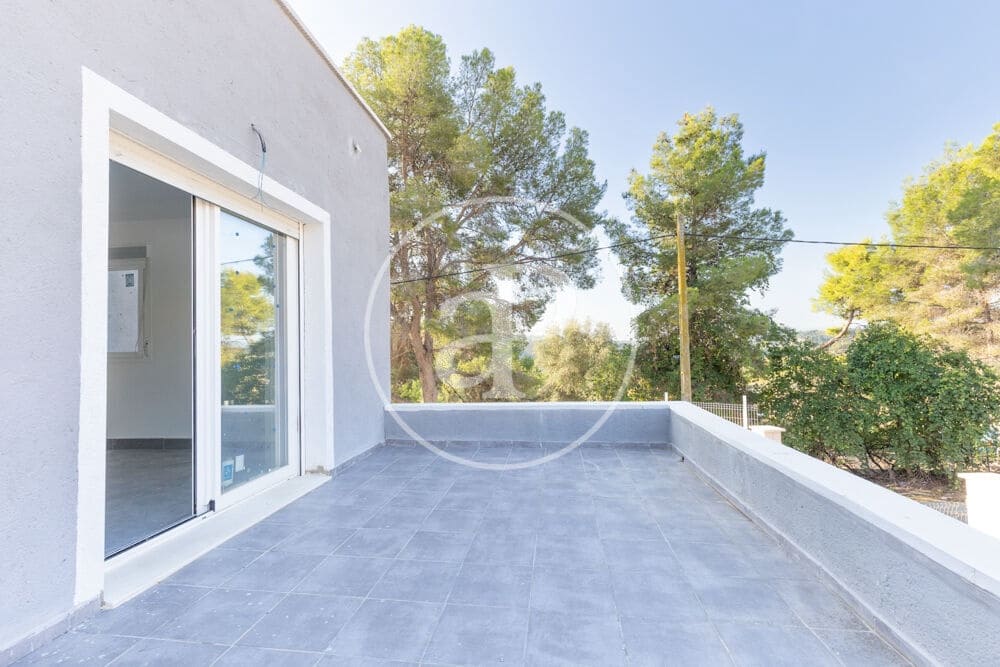 3 slaapkamer Villa te koop in Chiva - € 290.000 (Ref: 9456355)